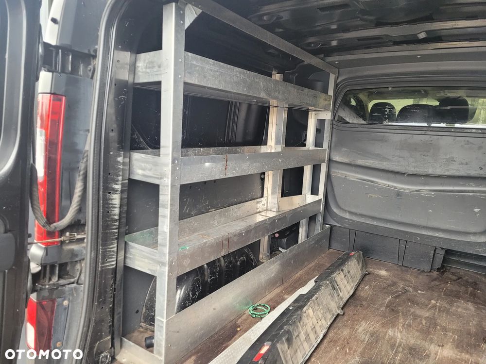 Zabudowa warsztatowa regal Renault Trafic III 14r long - 2