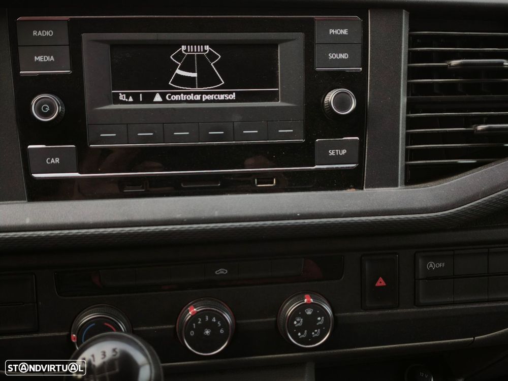 VW Transporter 2.0 TDI L2H1 - 20