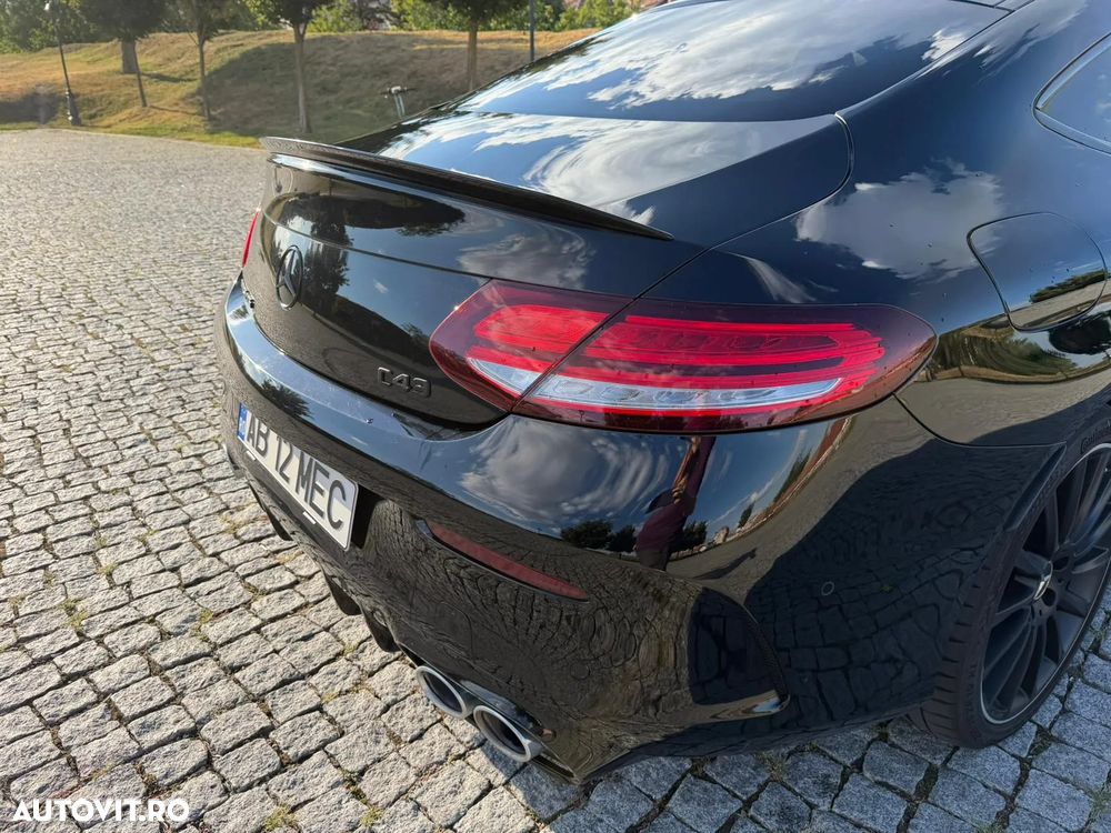 Mercedes-Benz C 43 AMG - 12