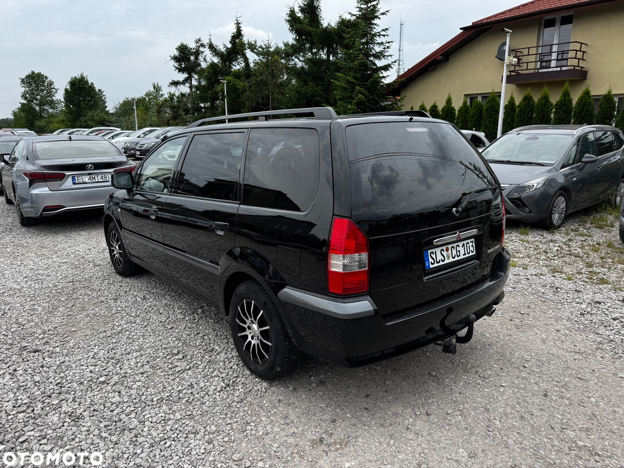 Mitsubishi Space Wagon 2.0 Cool - 4
