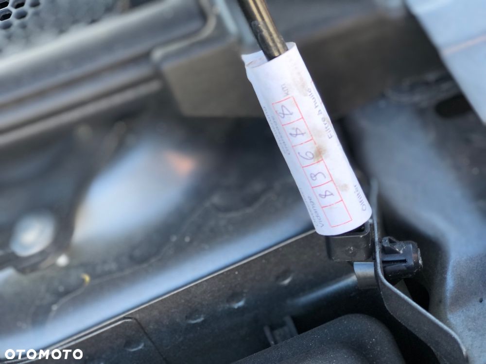 Citroën C4 BlueHDi 130 Stop&Start EAT8 FEEL PACK - 40