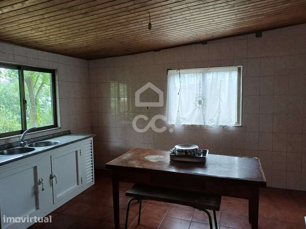 Moradia T3 Térrea em Brufe - Excelente Oportunidade de Investimento! - Grande imagem: 4/25