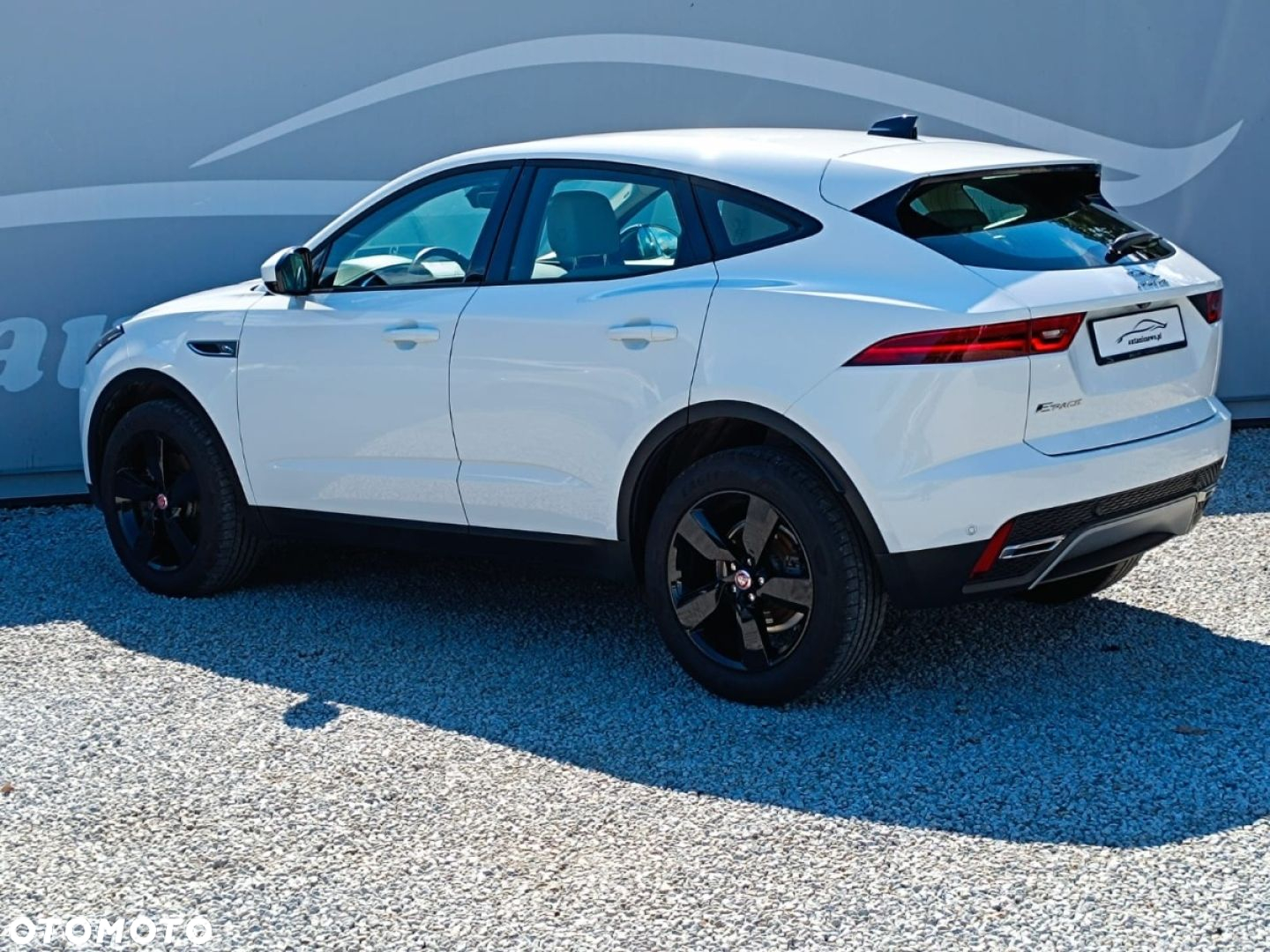 Jaguar E-Pace - 24