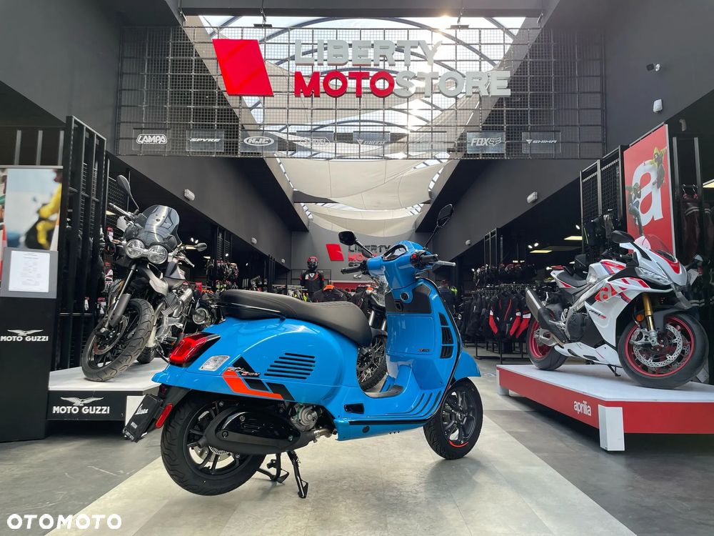 Vespa GTS - 3