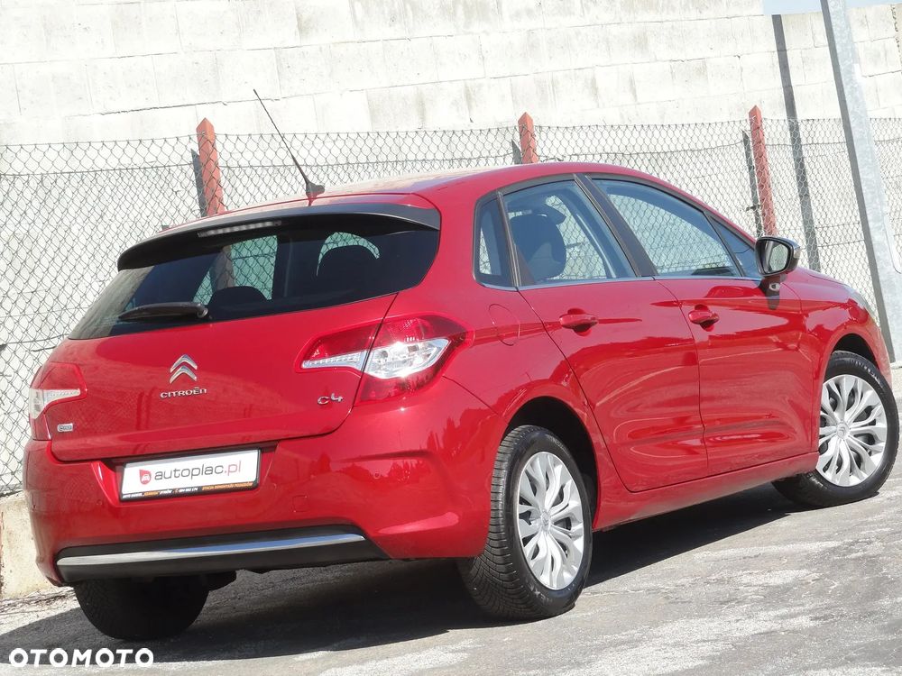 Citroën C4 e-HDi 115 ETG6 Exclusive - 4