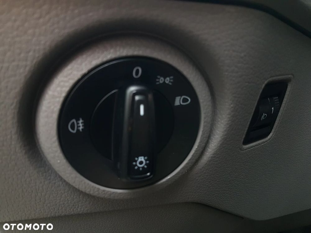 Volkswagen CRAFTER CHŁODNIA MROŹNIA AGREGAT IZOTERMA GRZANIE DŁUGI WYSOKI KLIMA TEMPOMAT - 35