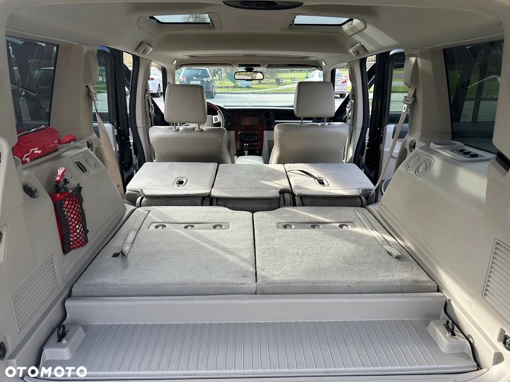 Jeep Commander 3.0 CRD Overland - 13