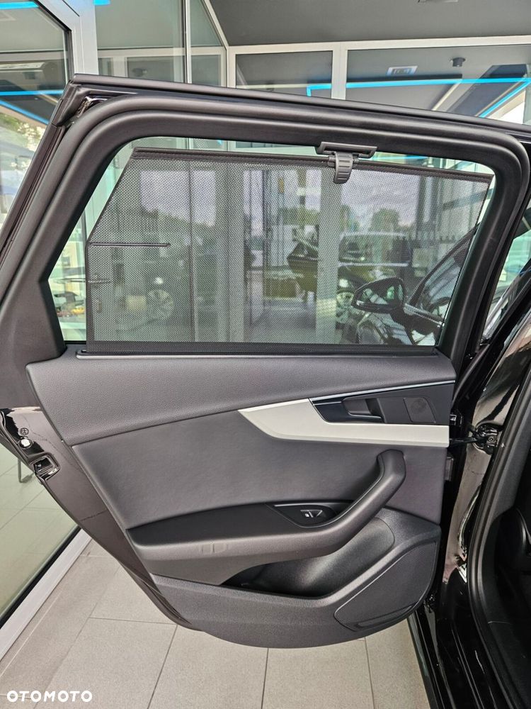 Audi A4 Avant - 30