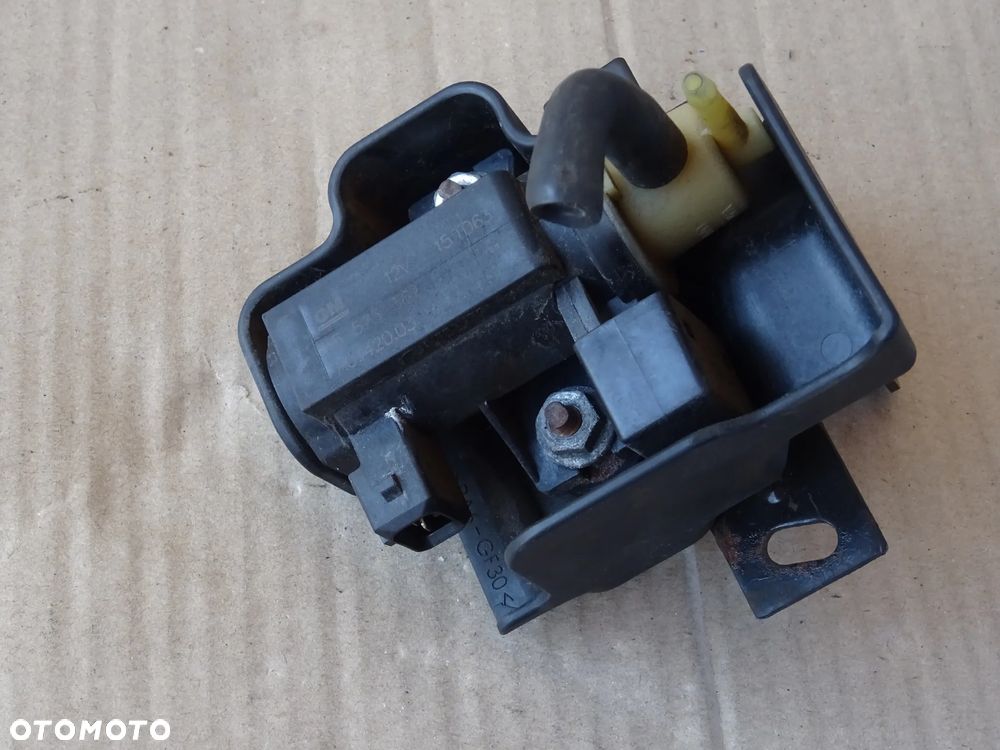 ELEKTROZAWÓR STERUJĄCY TURBINY 2,0 CDTI 1,7 OPEL INSIGNIA A ASTRA J MERIVA - 1