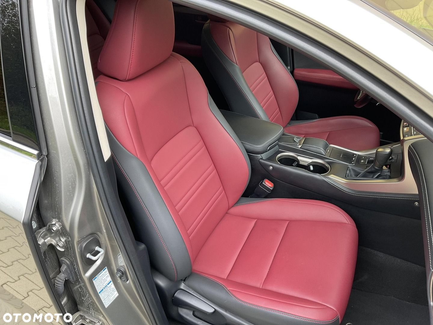 Lexus NX 300h F Impression AWD - 14
