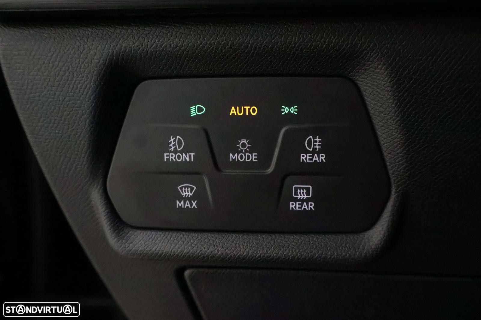 Cupra Leon 1.5 eTSI DSG - 17