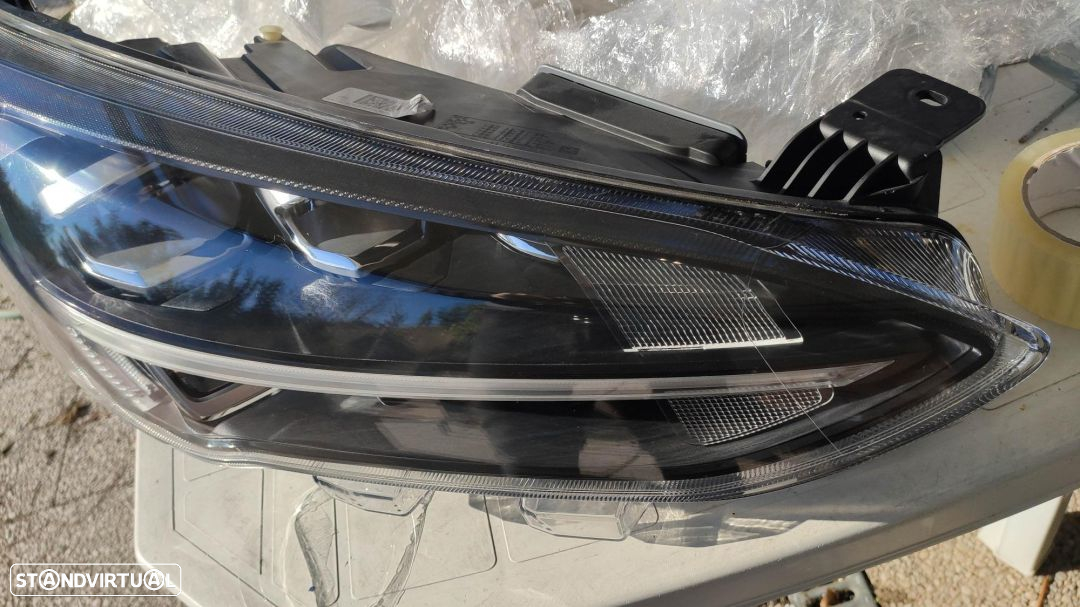 farol direito full Led completo Ford Focus - 3
