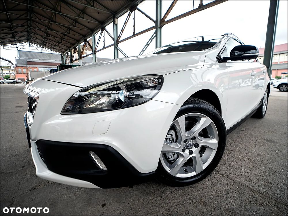 Volvo V40 Cross Country - 3