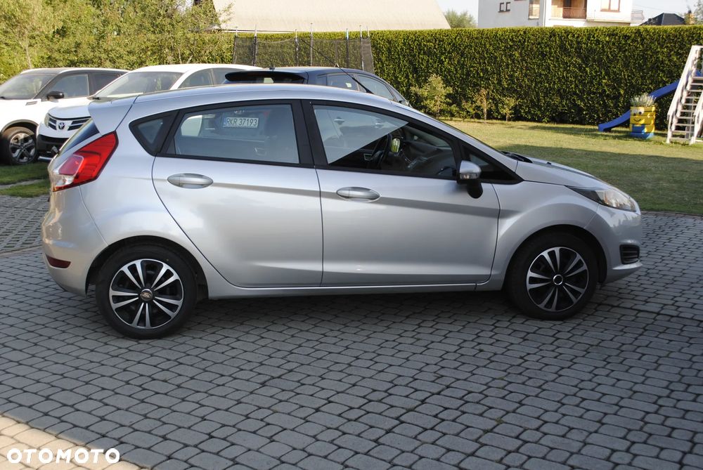 Ford Fiesta - 8