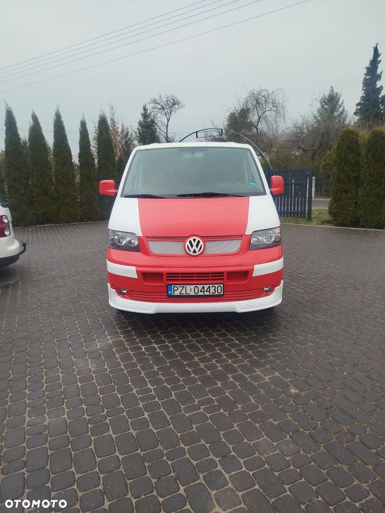 Volkswagen Transporter - 1