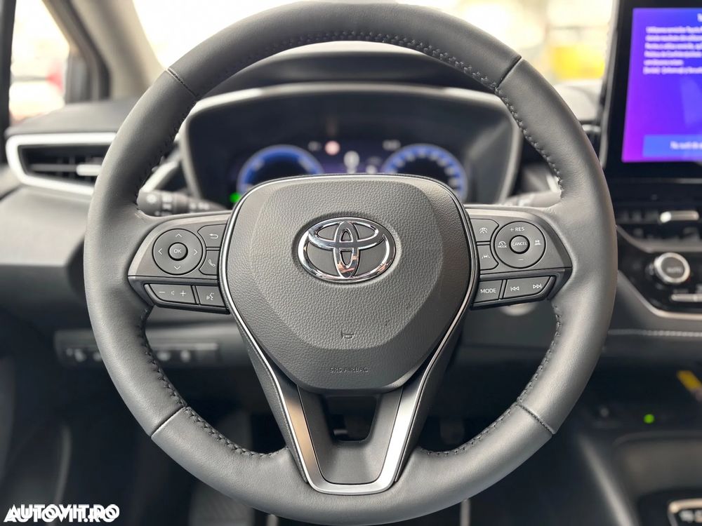 Toyota Corolla 1.8 Hybrid Business Edition - 16