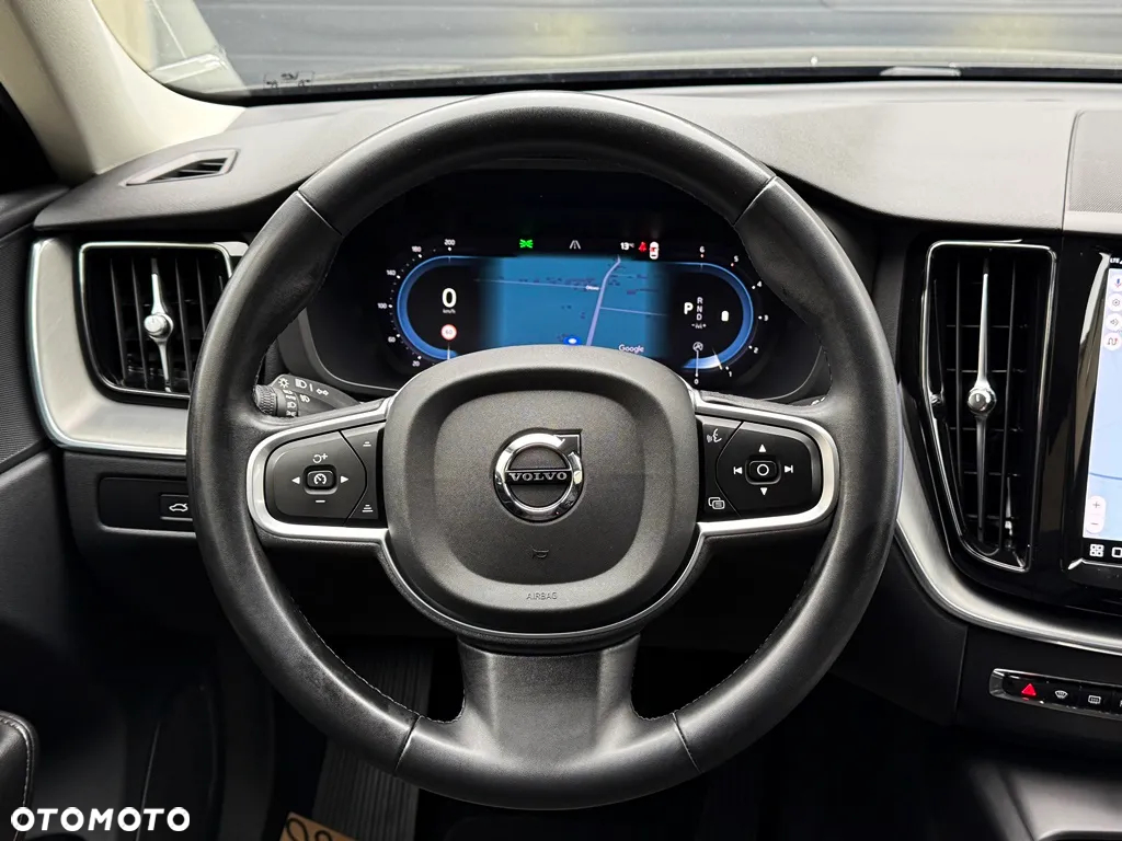 Volvo XC 60 B4 D Geartronic Momentum Pro - 9