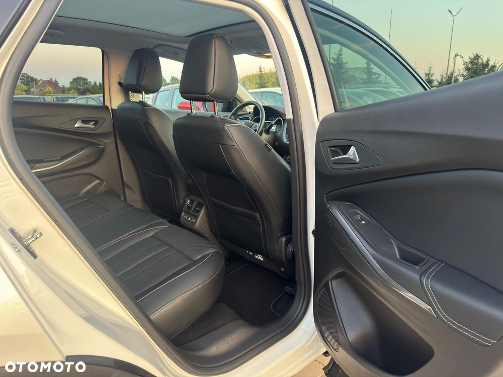 Opel Grandland X - 21