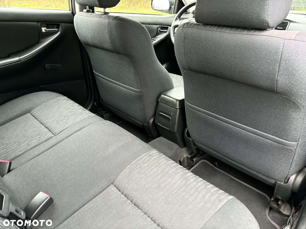 Toyota Corolla - 8