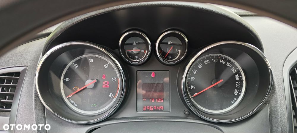Opel Astra 1.7 CDTI - 9