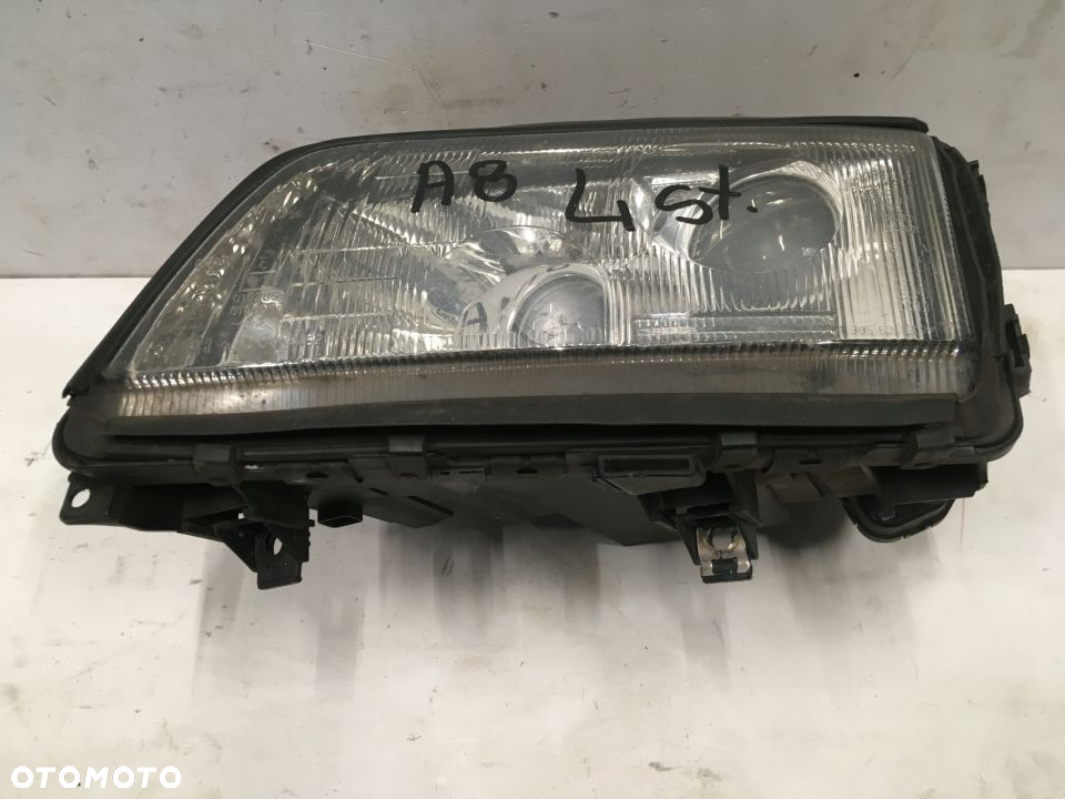 LAMPA LEWA PRZÓD AUDI A8 D2 94- - 3