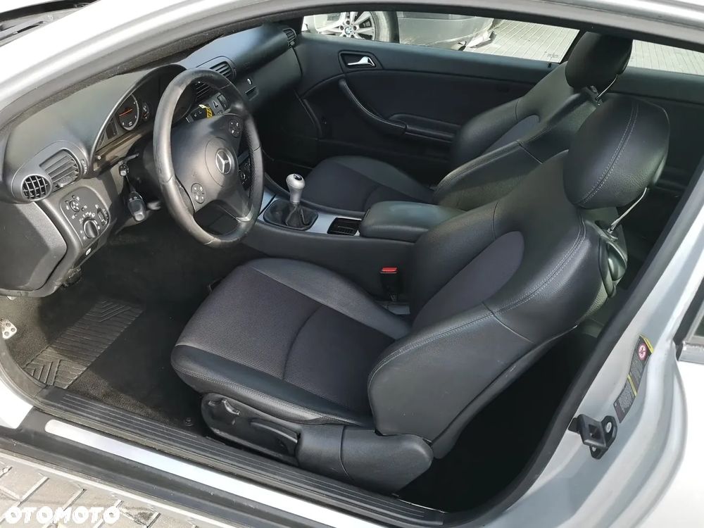 Mercedes-Benz CLC 200 CDI - 12