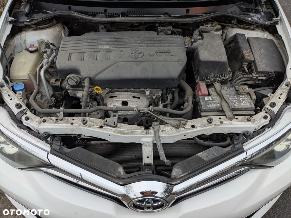 Toyota Auris 1.33 VVT-i Active - 19