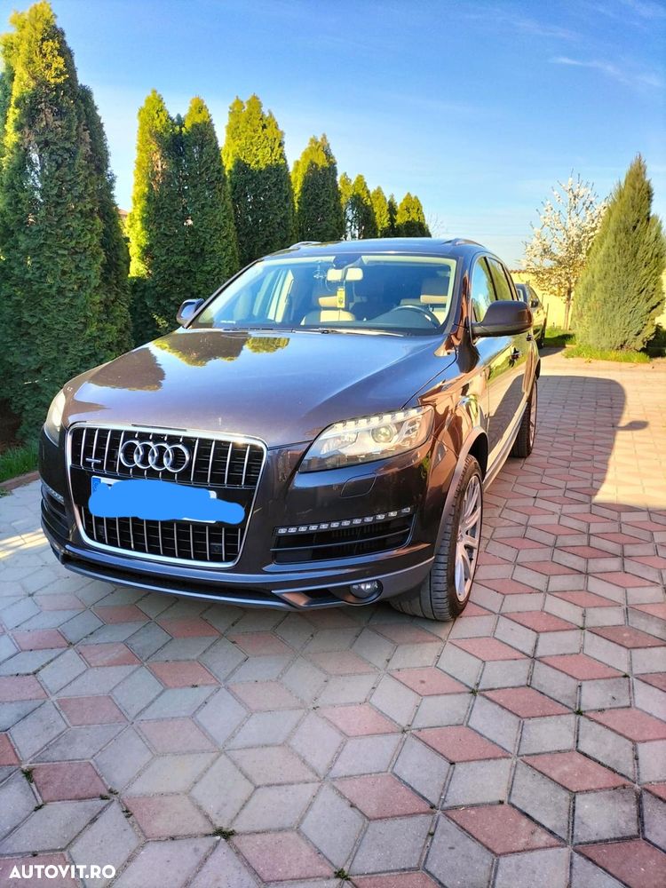 Audi Q7 - 1