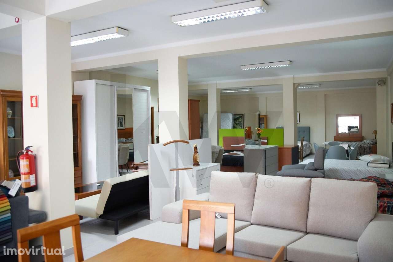 Loja com Garagem Box | Entroncamento – Excelente Oportunidade de Negóc - Grande imagem: 4/15