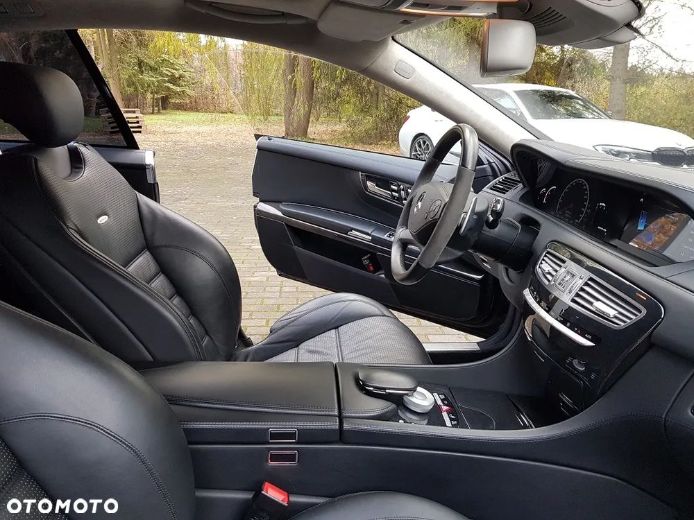 Mercedes-Benz CL 63 AMG 7G-TRONIC Performance Package - 17