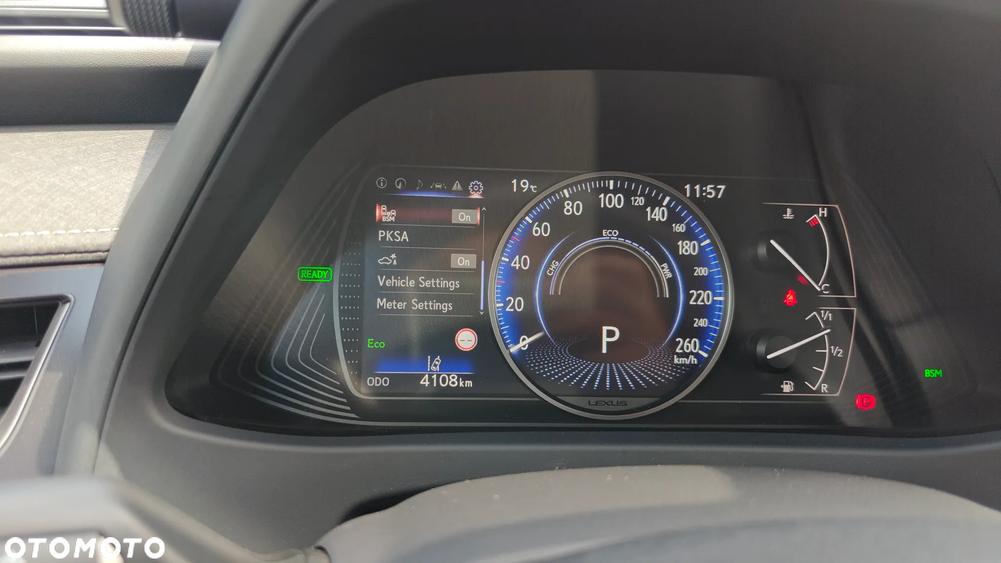 Lexus UX 250h GPF F Sport 2WD - 35