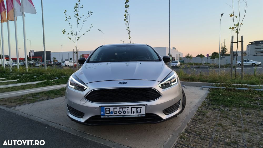 Ford Focus 1.0 EcoBoost Trend Edition - 1