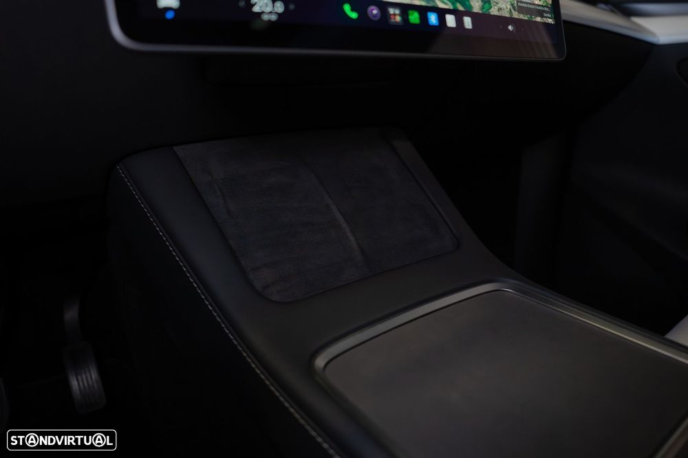 Tesla Model Y Long Range Dual Motor AWD - 45