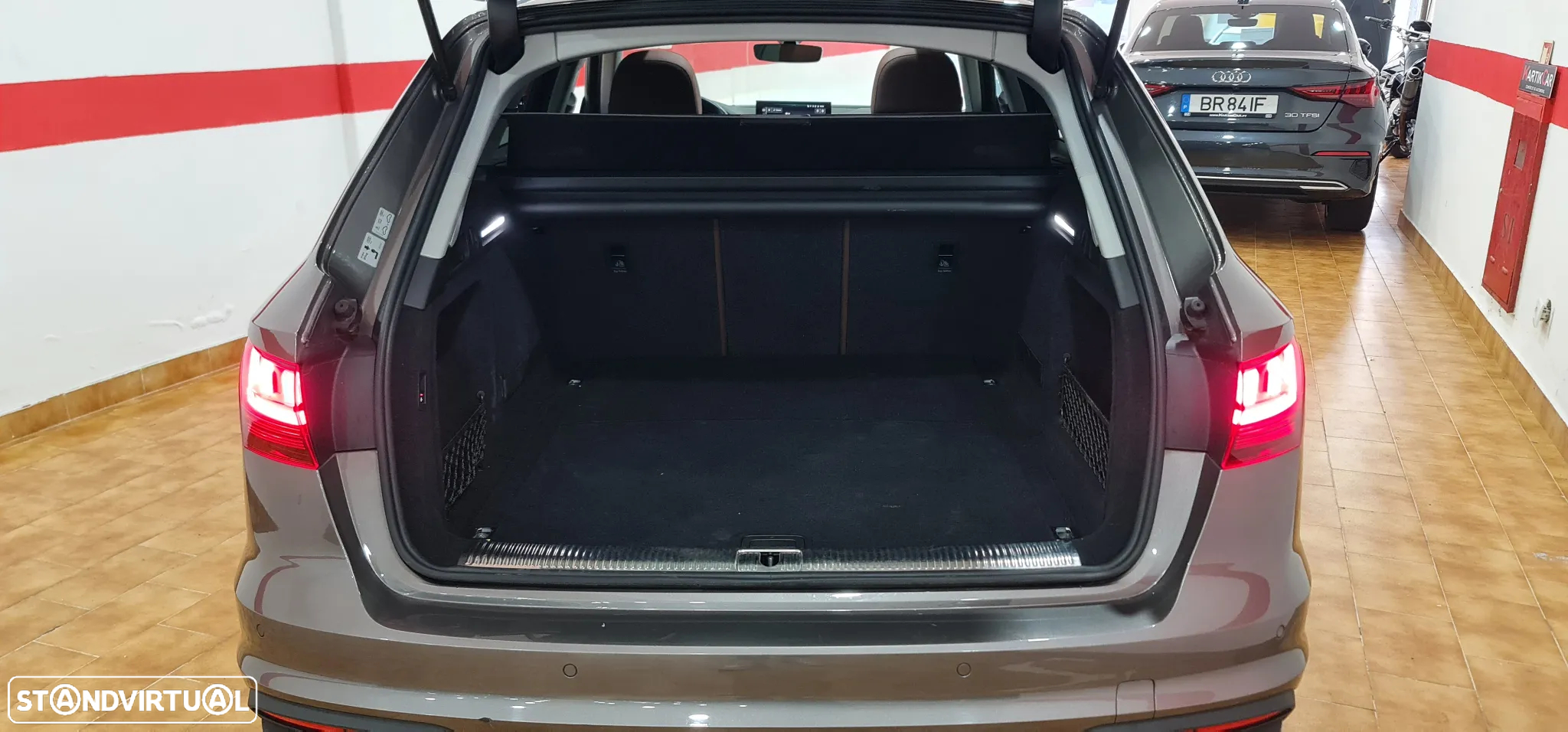 Audi A4 Avant 30 TDI Advanced S tronic - 45