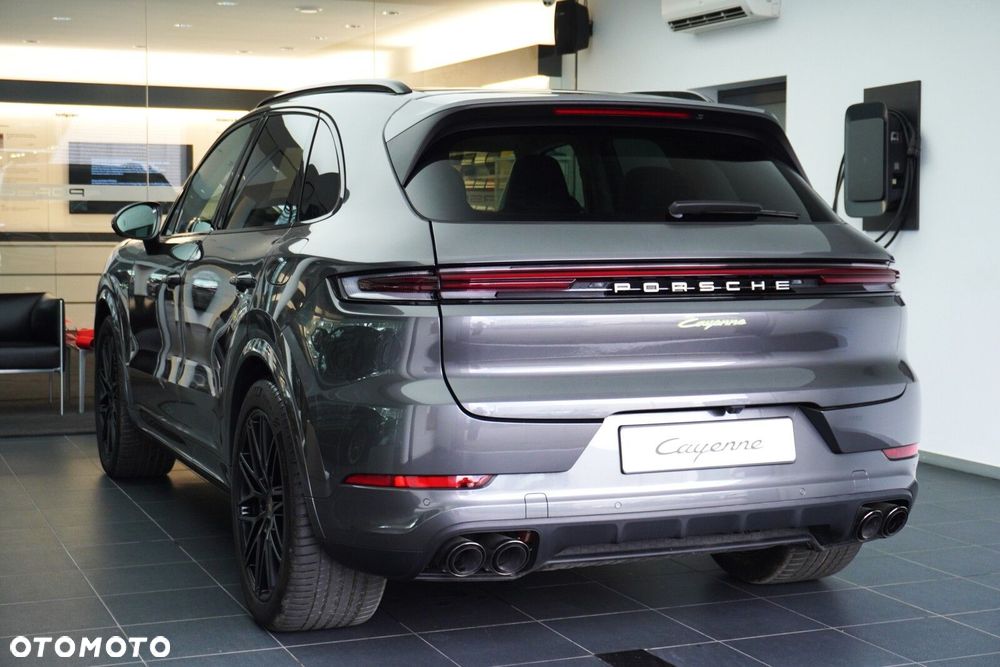Porsche Cayenne - 10
