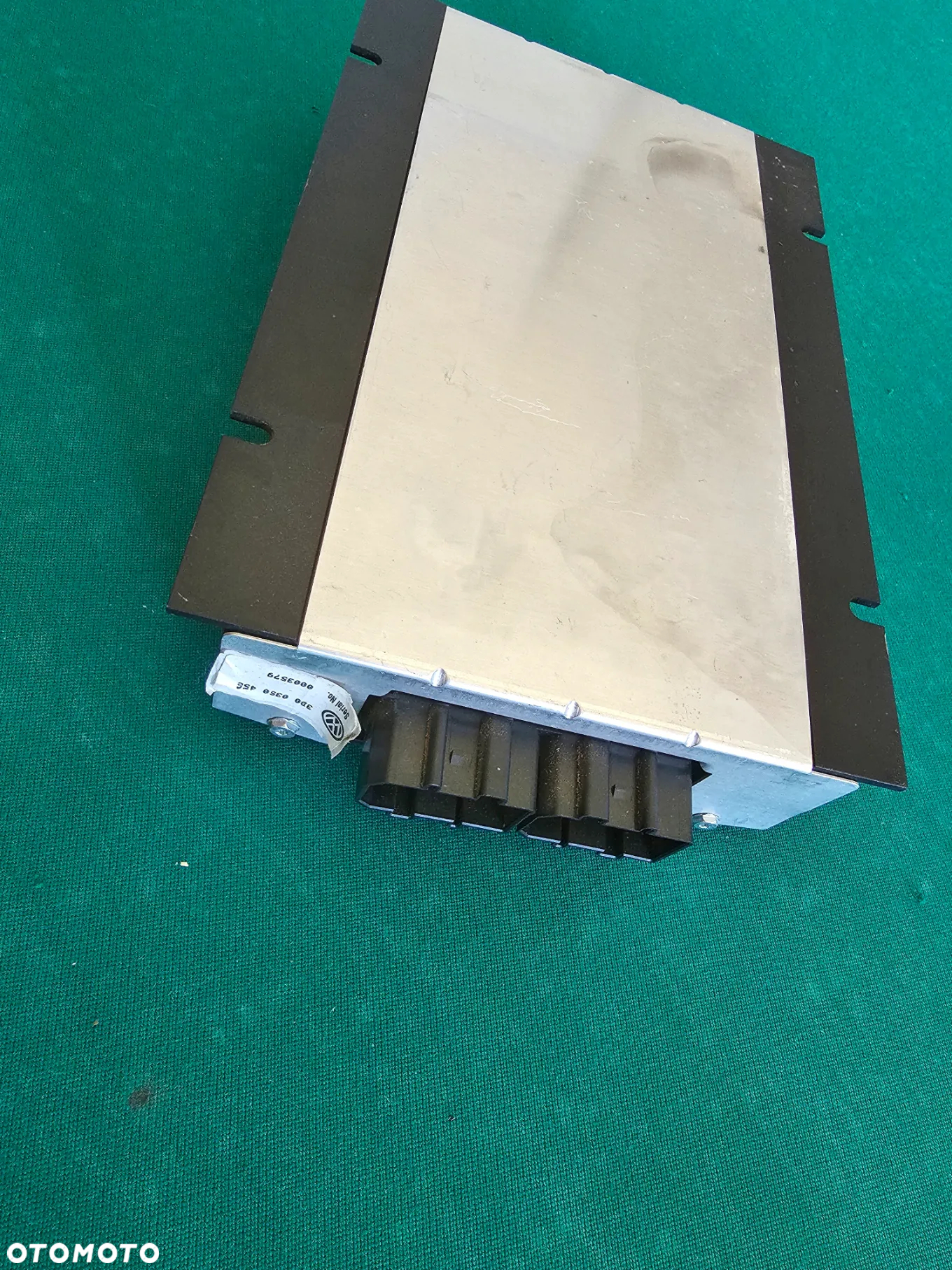 VW PHAETON WZMACNIACZ 3D0035466 - 3
