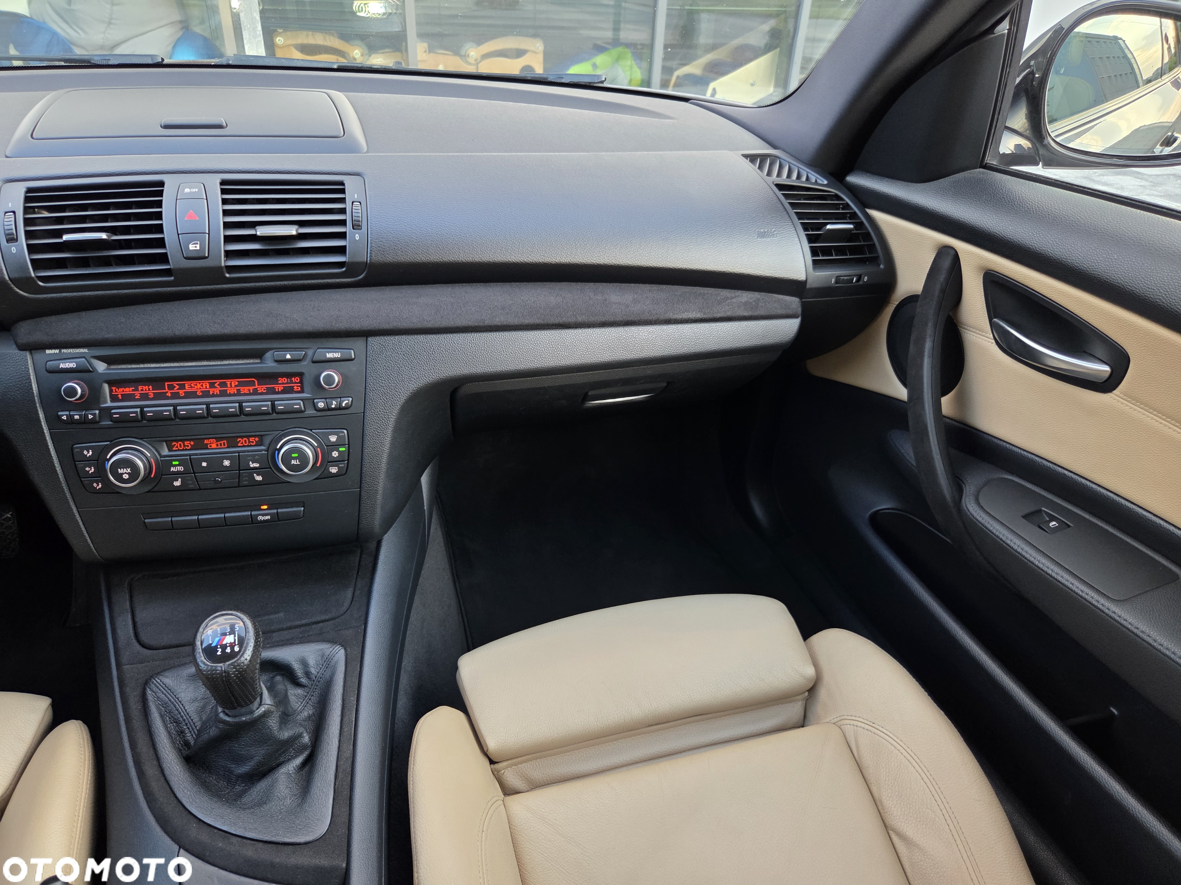 BMW Seria 1 120d - 10