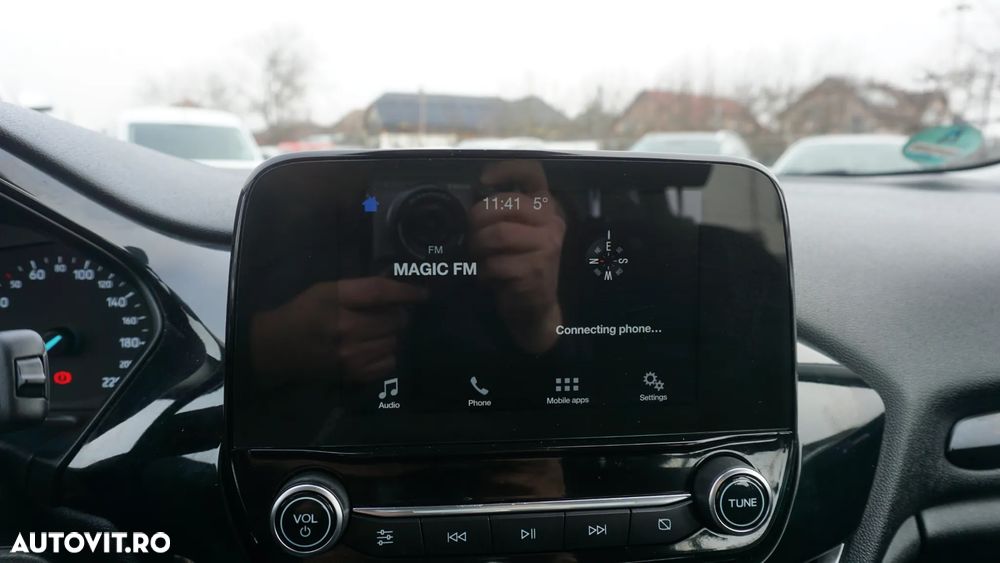 Ford Fiesta 1.1 S&S TITANIUM - 25