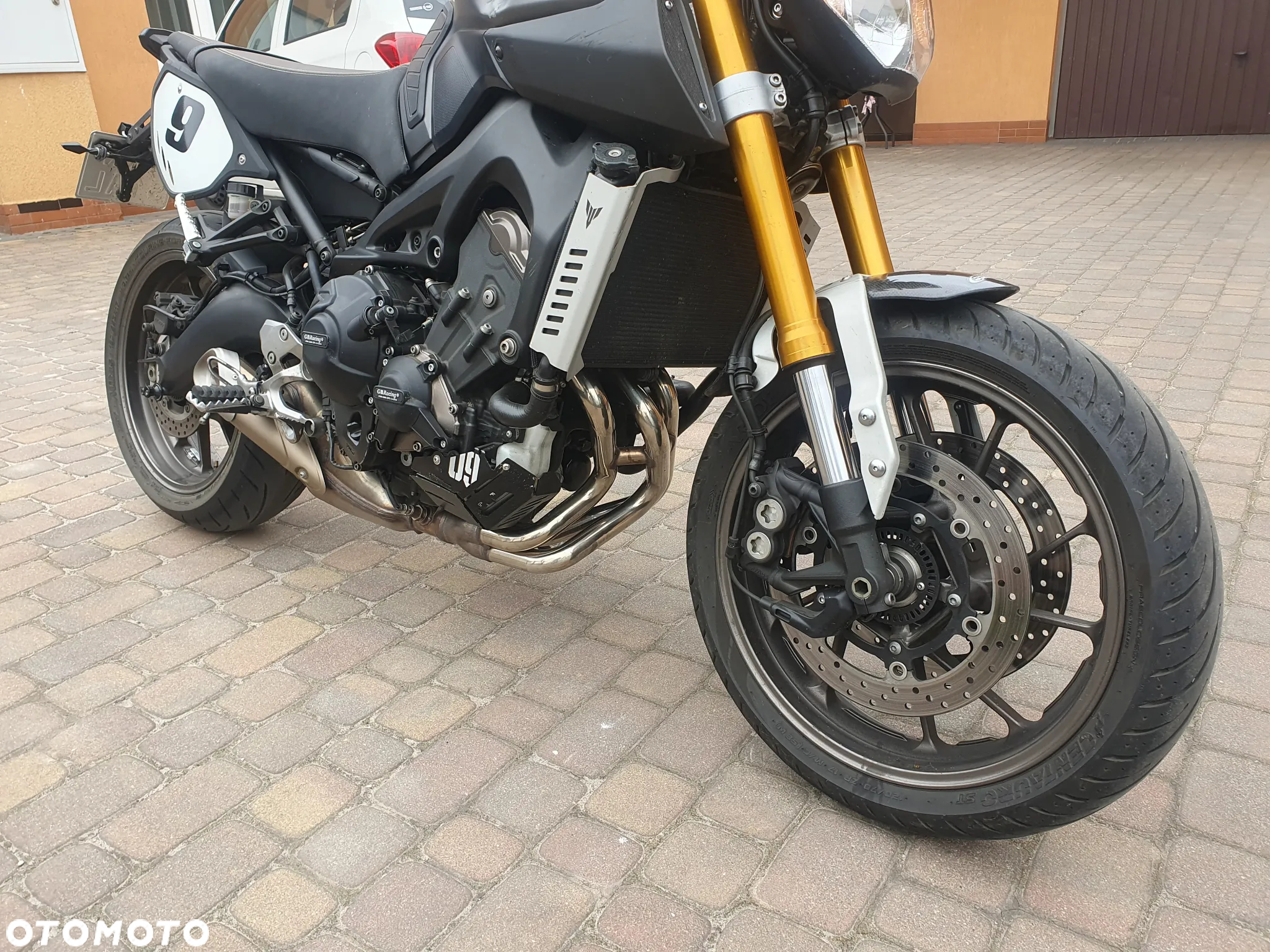 Yamaha MT - 2