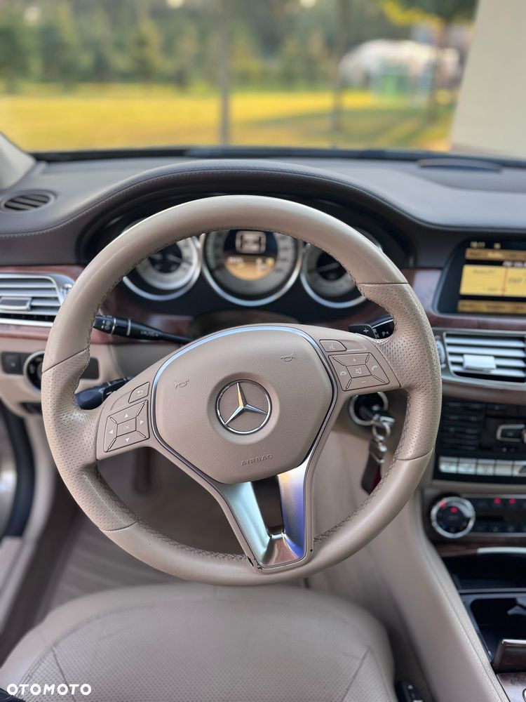 Mercedes-Benz CLS 350 CDI 4-Matic BlueEff - 17