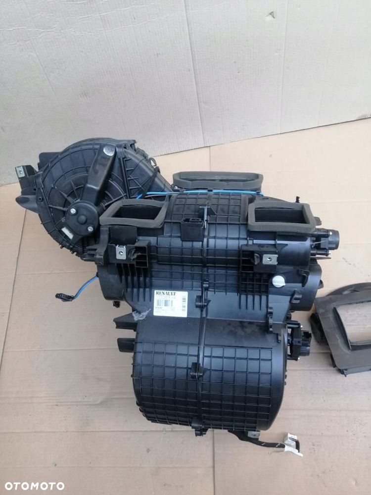 NAGRZEWNICA RENAULT MASTER III 272702687R - 2