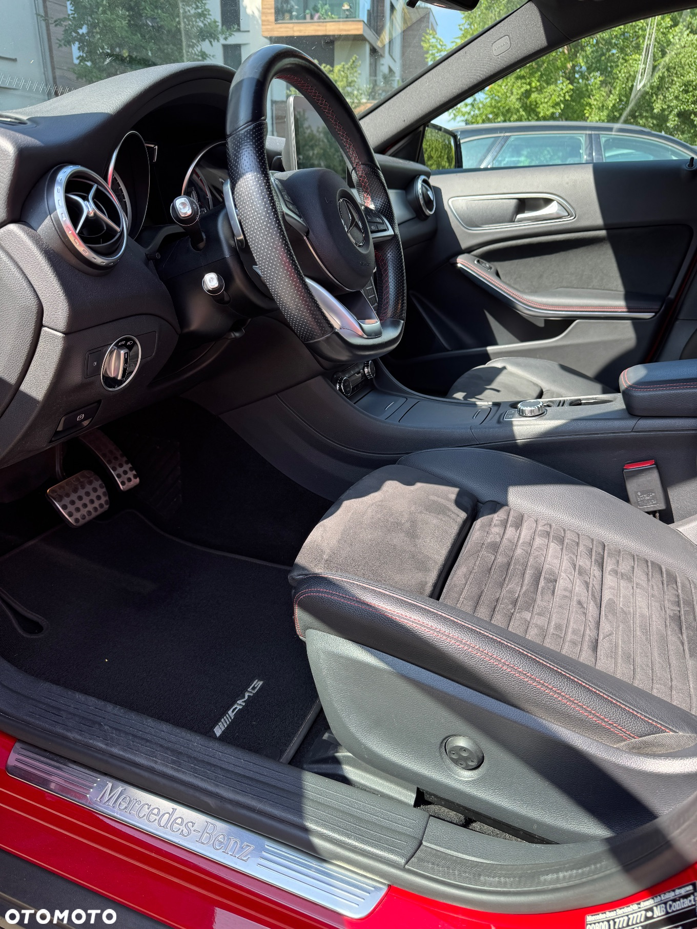Mercedes-Benz GLA - 9