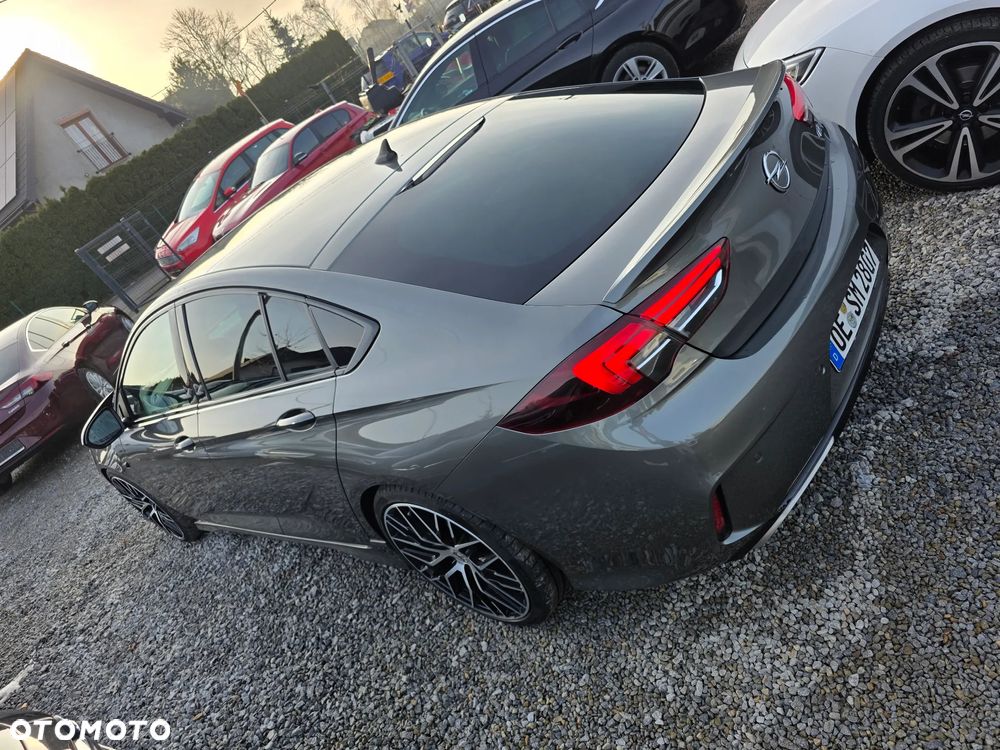 Opel Insignia 2.0 BiTurbo D 4x4 Automatik GSI - 18