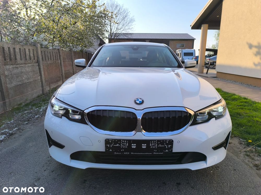 BMW Seria 3 330e iPerformance Sport Line - 15