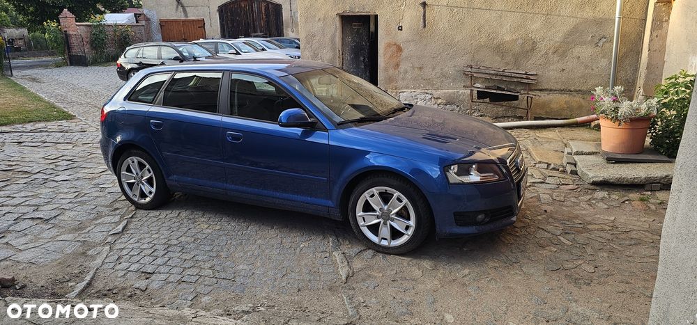 Audi A3 Sportback - 3