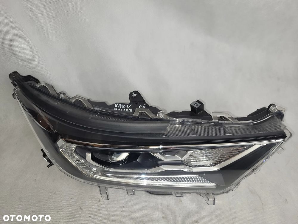 TOYOTA RAV4 V - LAMPA PRZEDNIA PRZÓD FULL LED PRAWA - 7