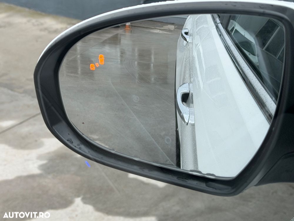 Hyundai Tucson 2.0 CRDI 4WD 6AT Premium+ - 16