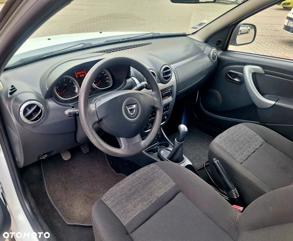 Dacia Duster dCi 90 FAP 4x2 Ambiance - 9