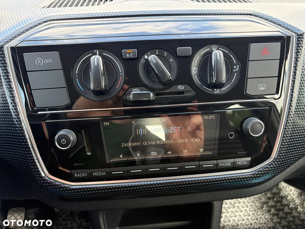 Volkswagen up! 1.0 move - 8