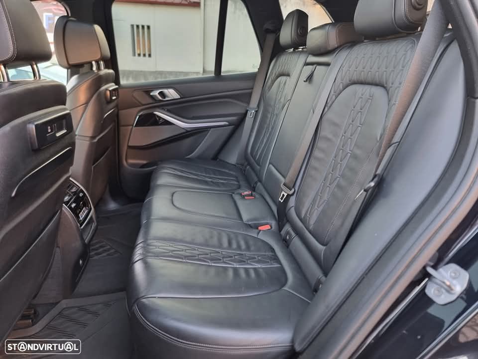 BMW X5 30 d xDrive Pack M - 31